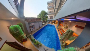 FARAWAY SUITES